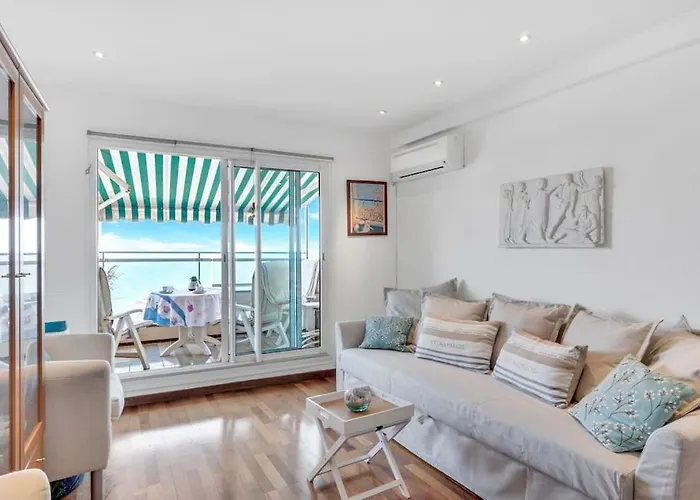 La Prom - A Two Bedroom With A Sea View Nice