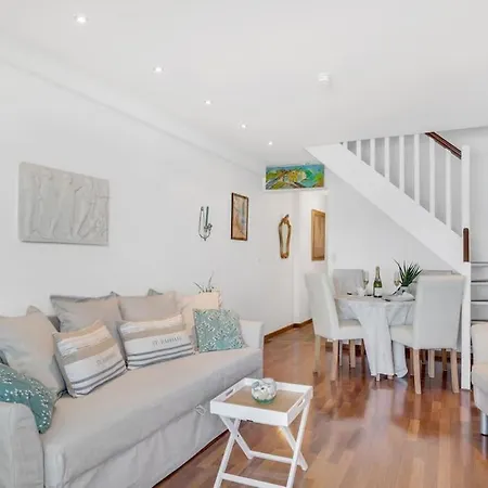 La Prom - A Two Bedroom With A Sea View Apartament